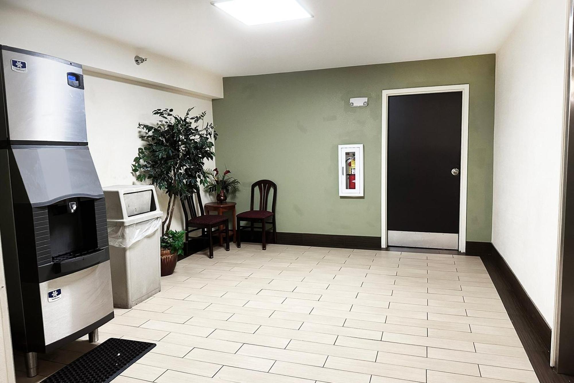 Oyo Hotel Rome West Ga Eksteriør bilde