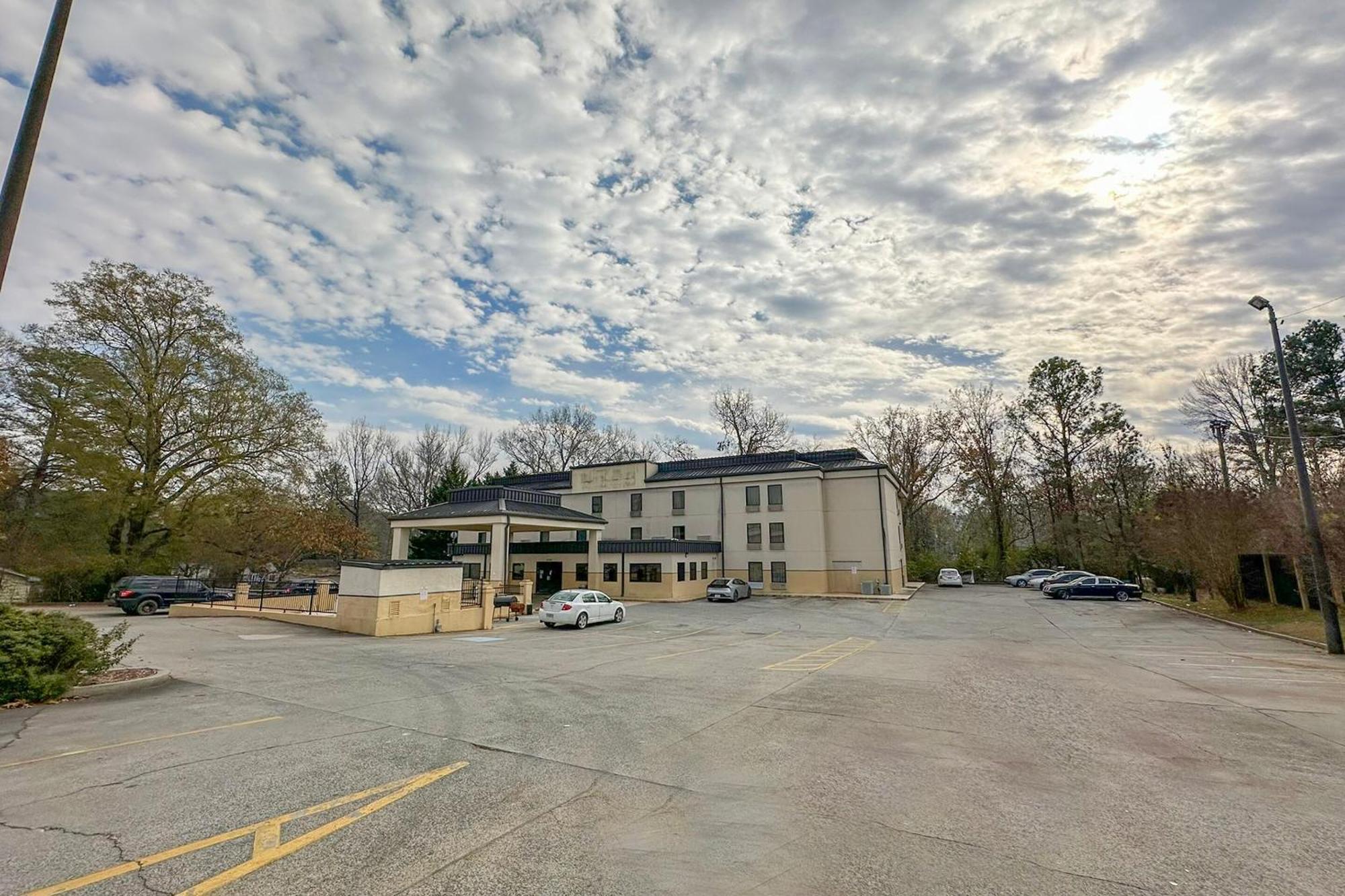 Oyo Hotel Rome West Ga Eksteriør bilde